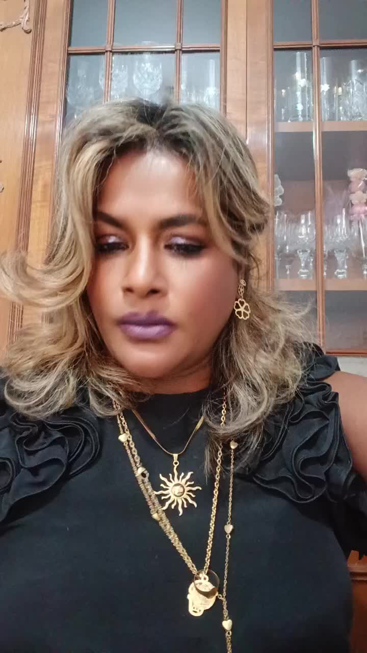 @Julie...💋💋❤