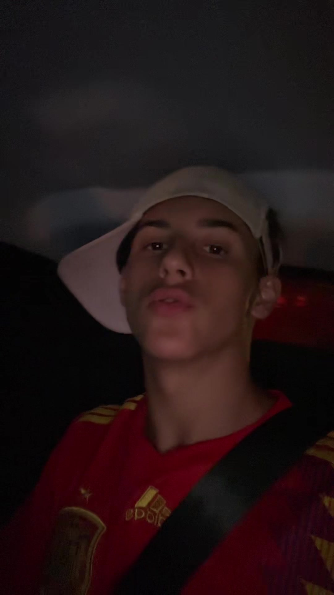 @🥭🇪🇸