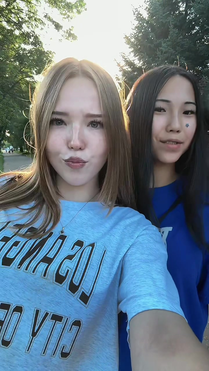 @алиська