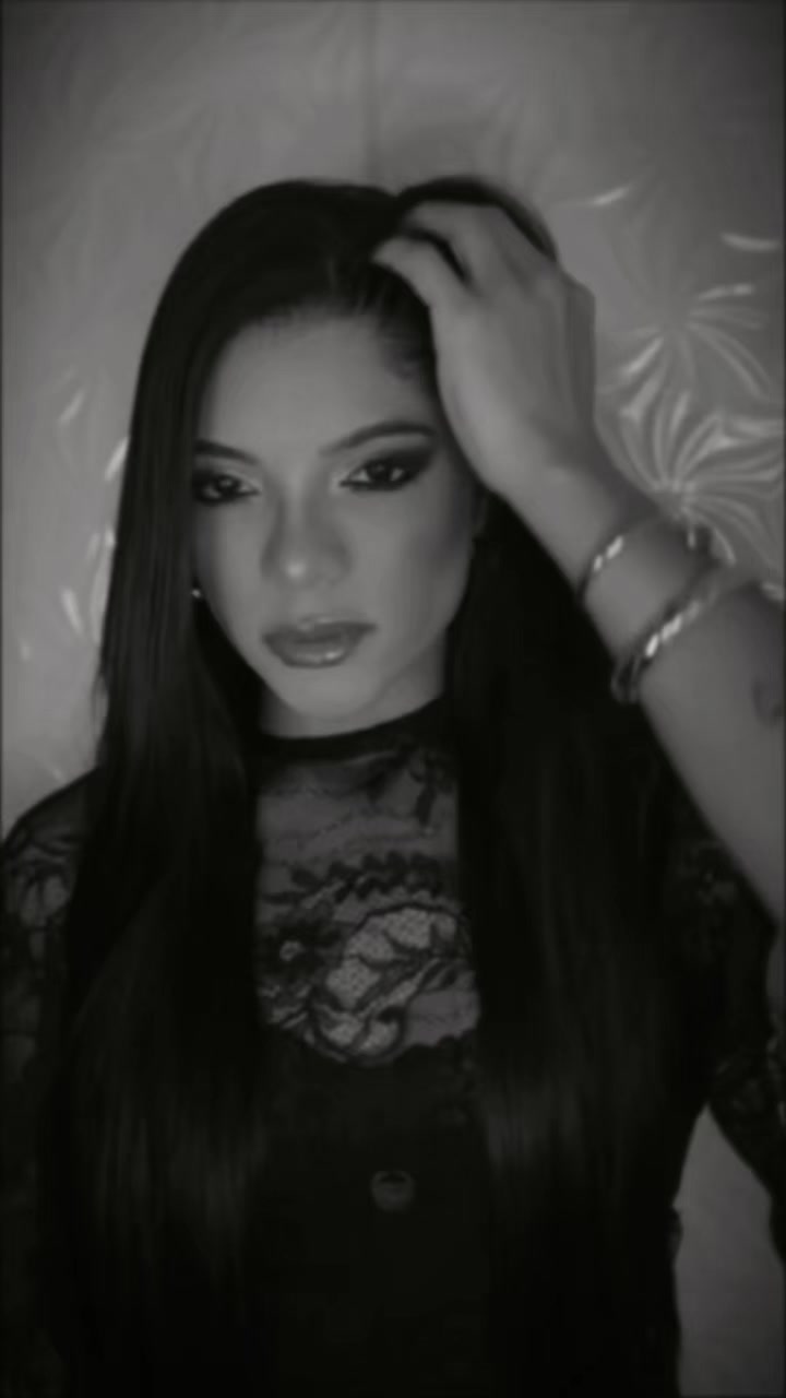 @Fabiola Lima881