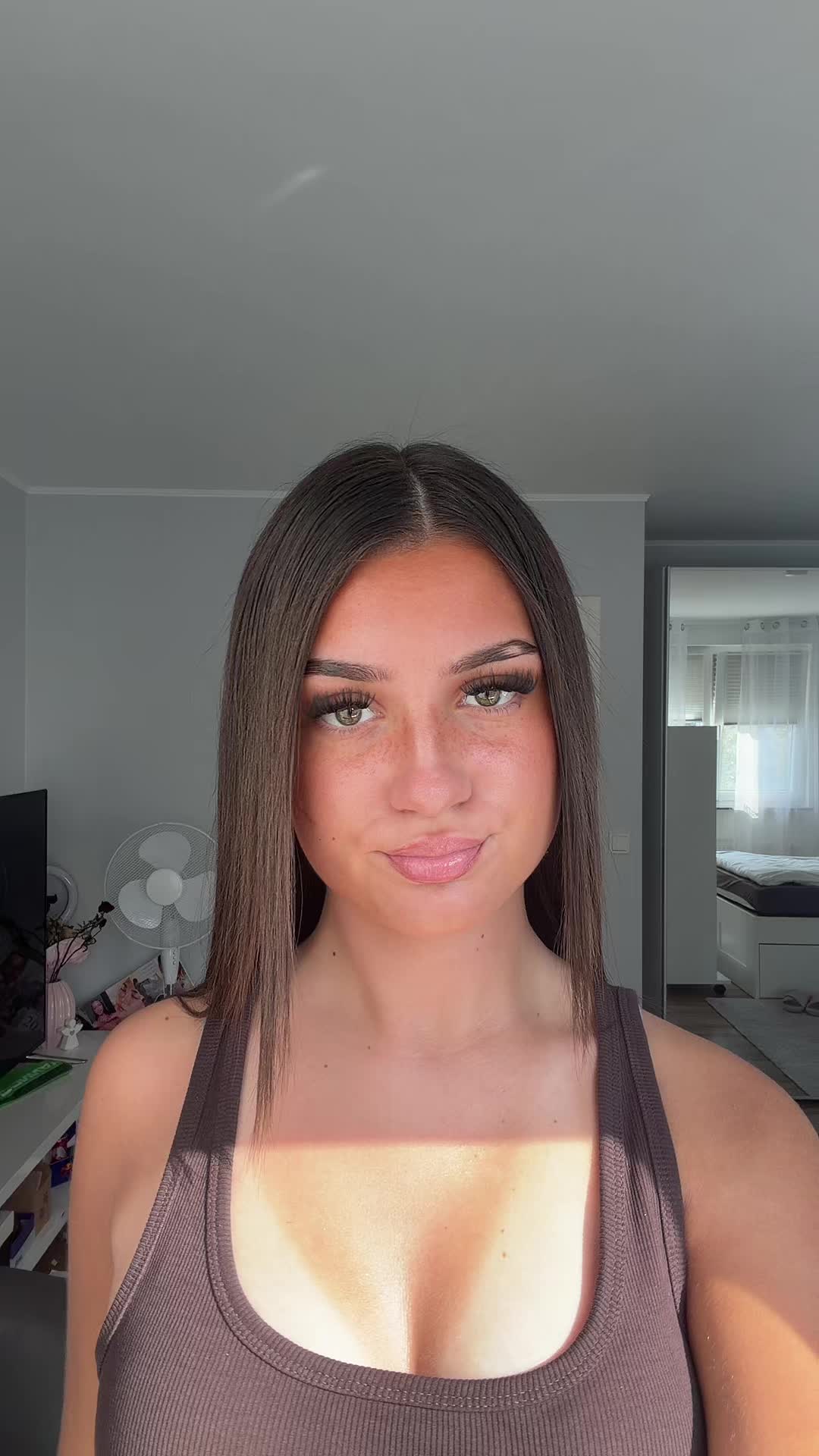 @🍈