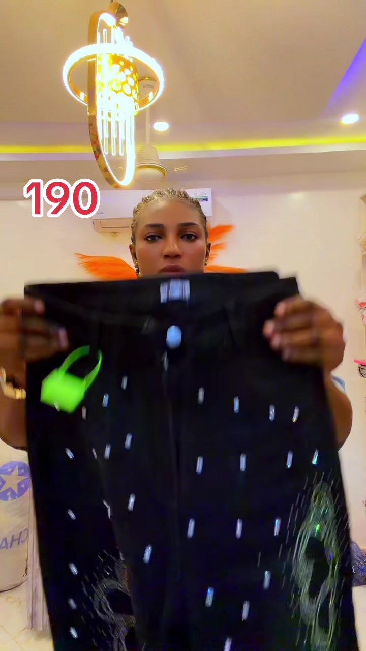 @TIKTOK QUEEN 1🫅🏻🇬🇭