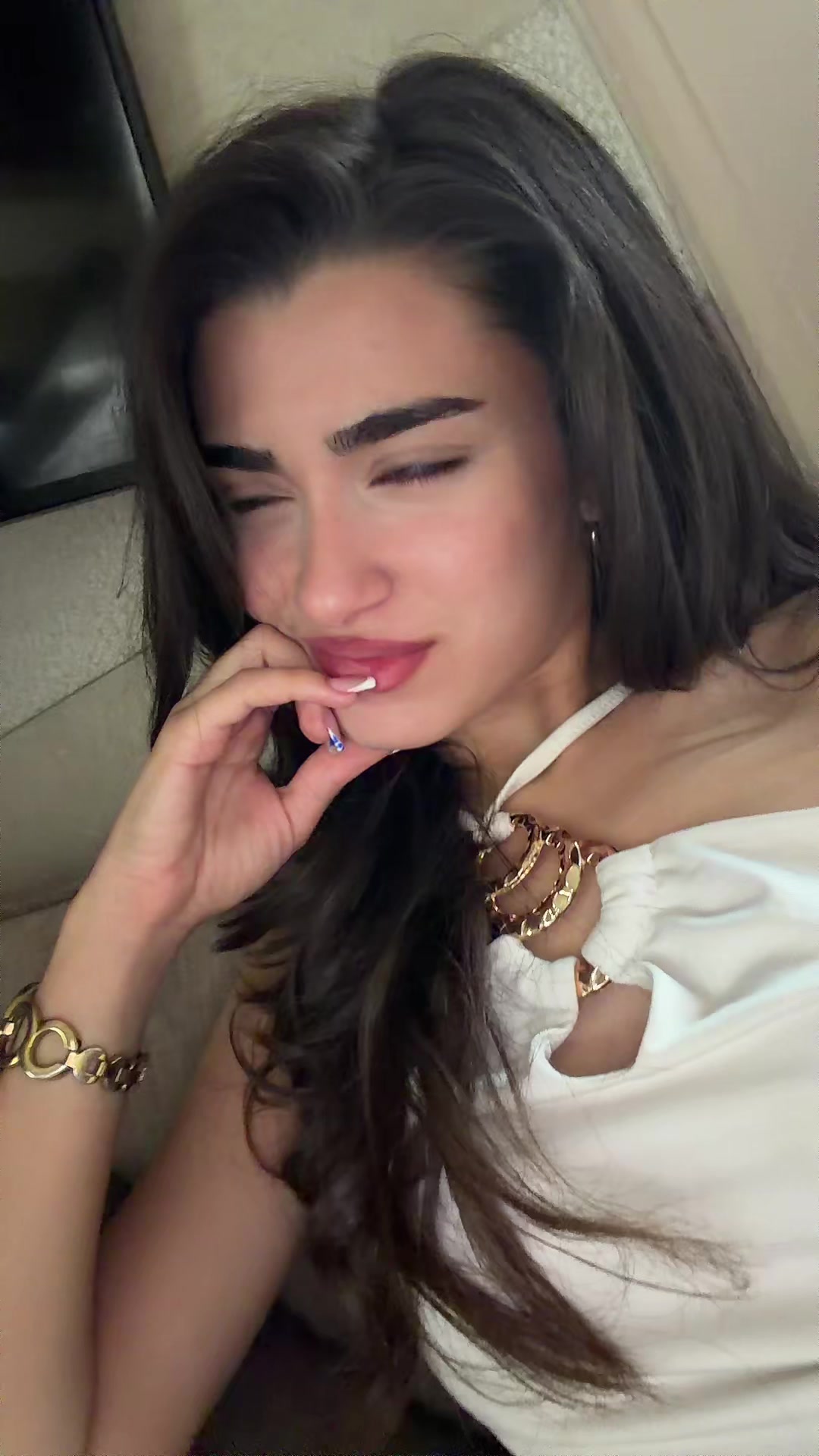@Claritamaroun