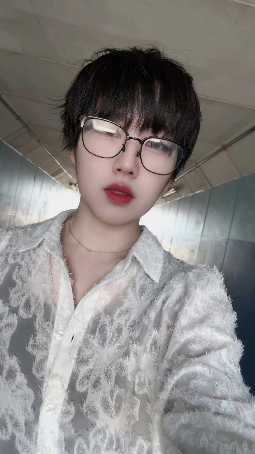 @倫