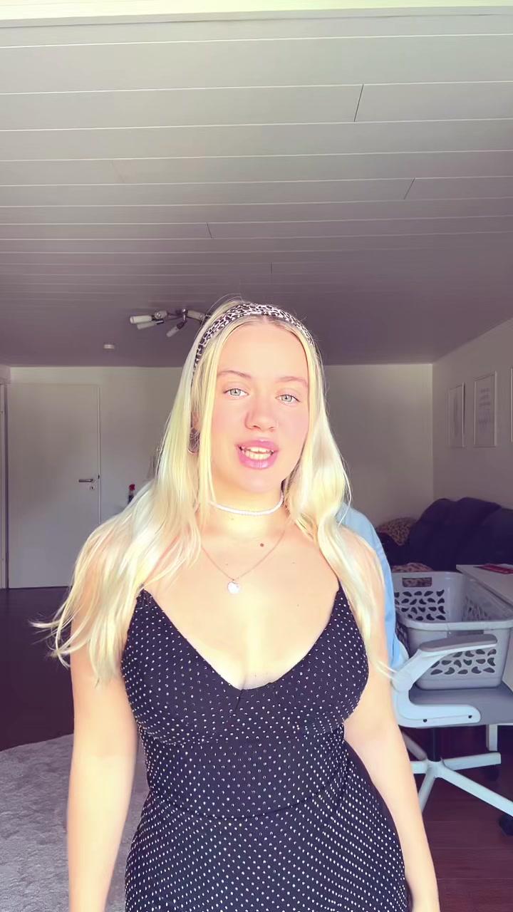 @whoiskxt