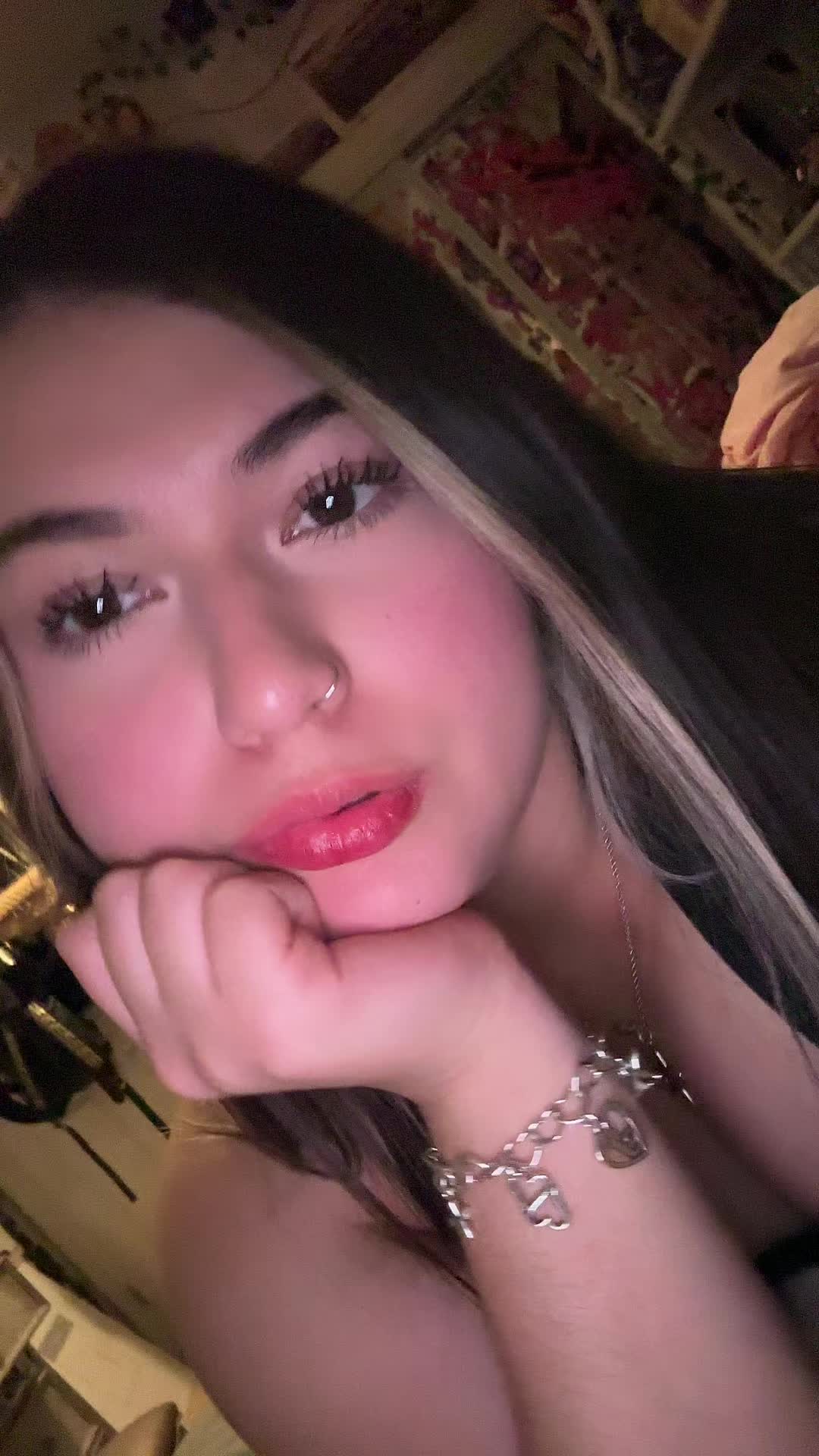 @katiejannelle