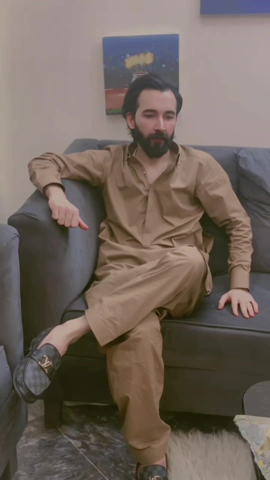 @Mr ZAibi Satti