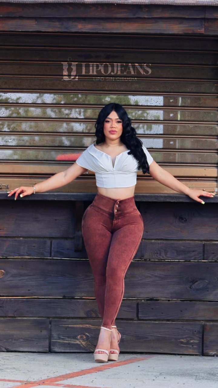 @lipojeans