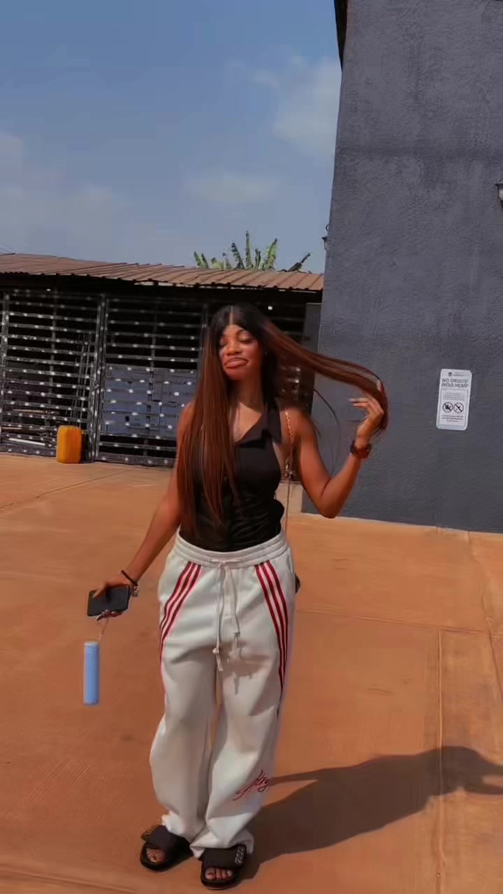 @omabella