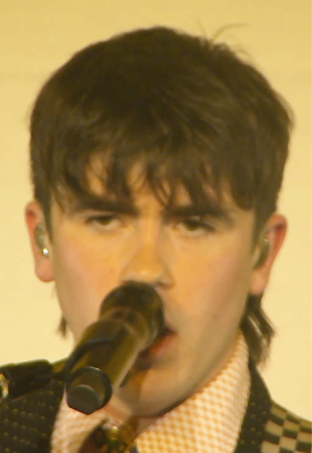 @Declan McKenna