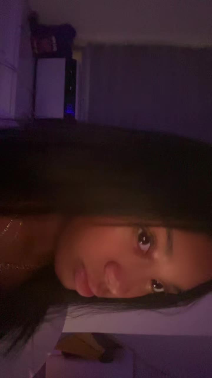 @miatooshiftyy,