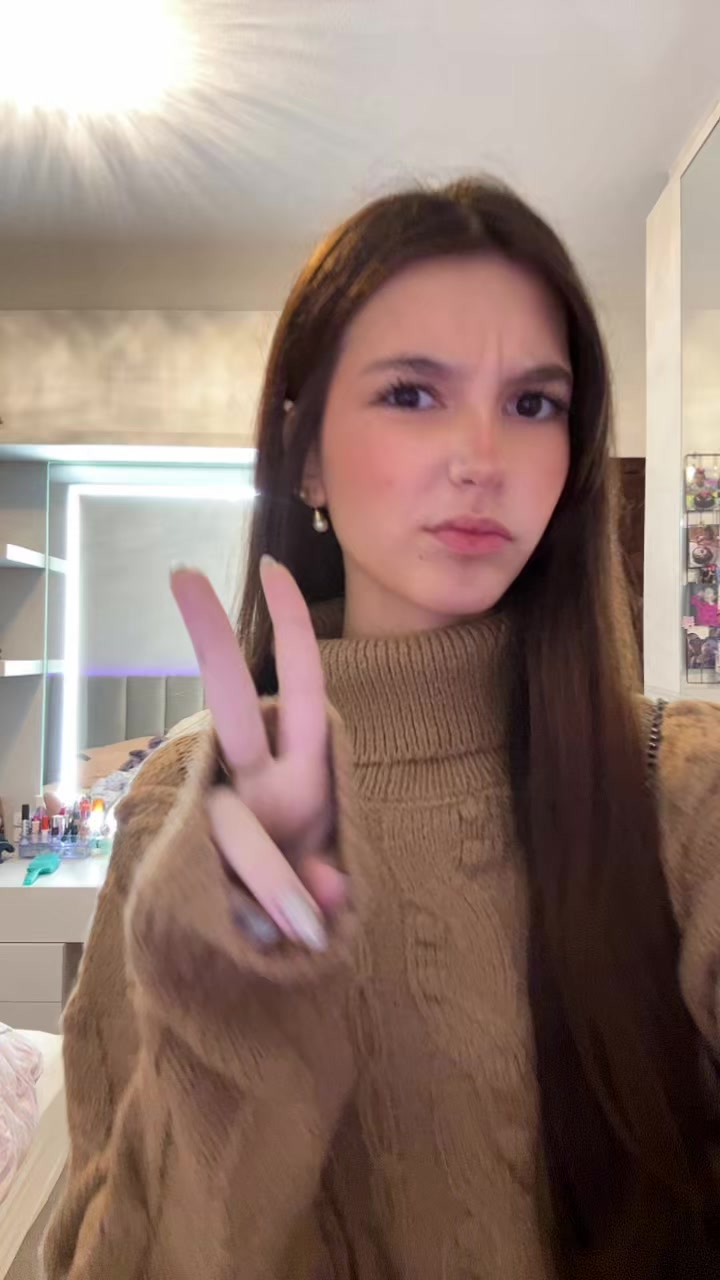@gabisahks