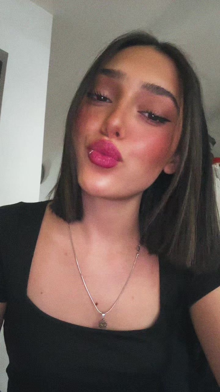@Lunita 🌸