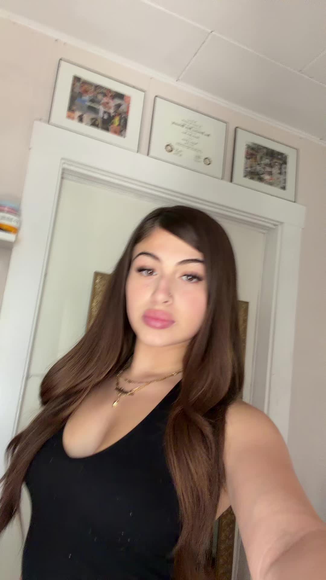 @dolllyyy_
