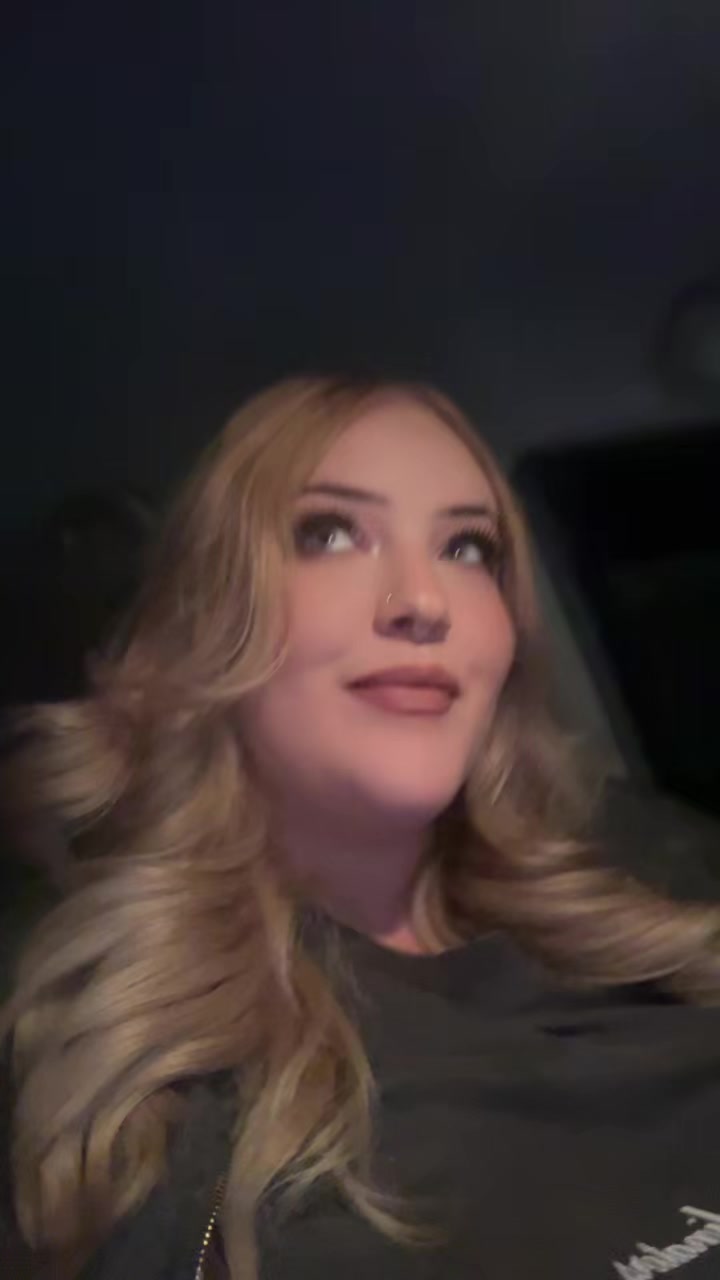@caitlinabigale