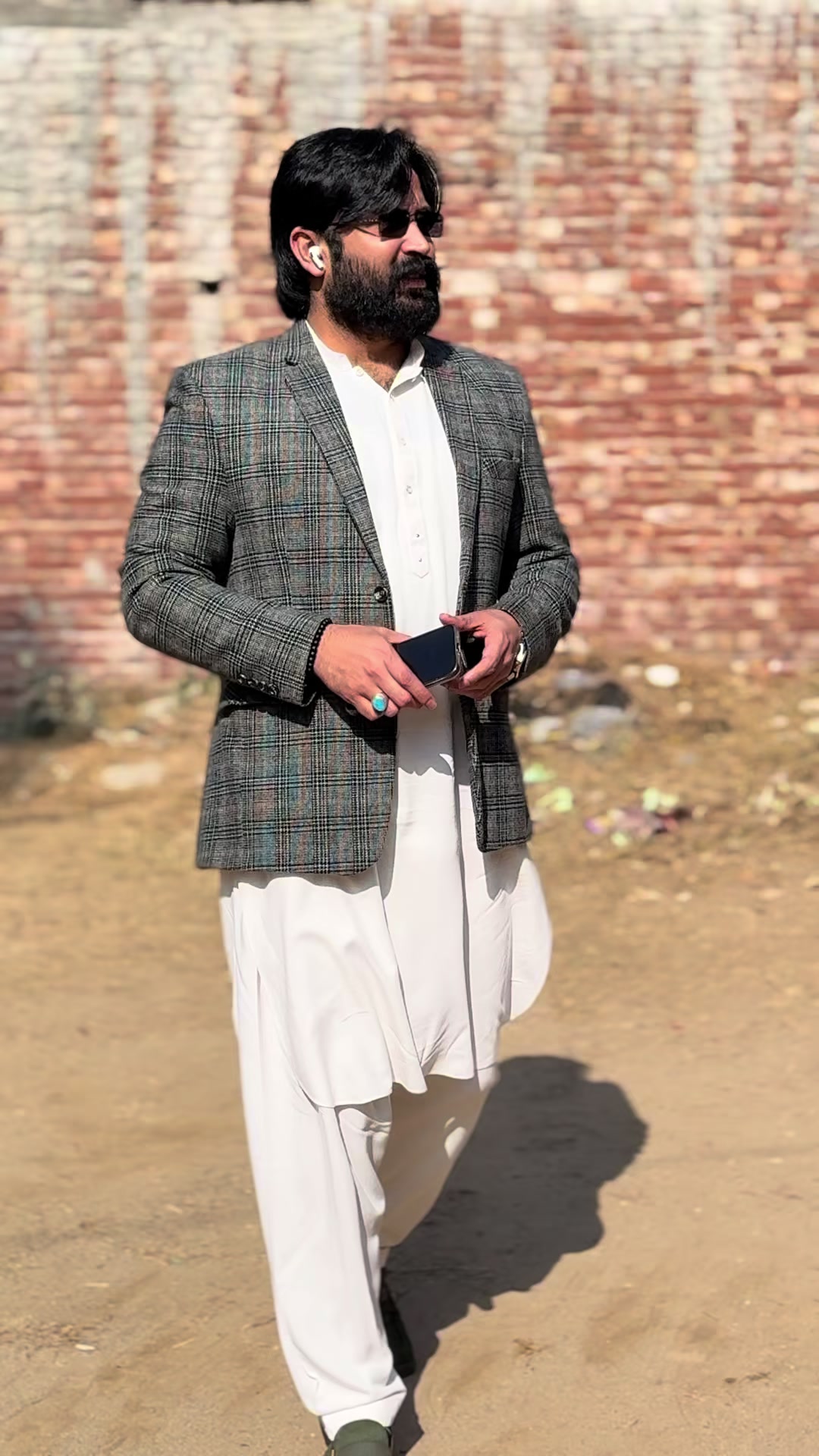 @سرکار🏴☠️