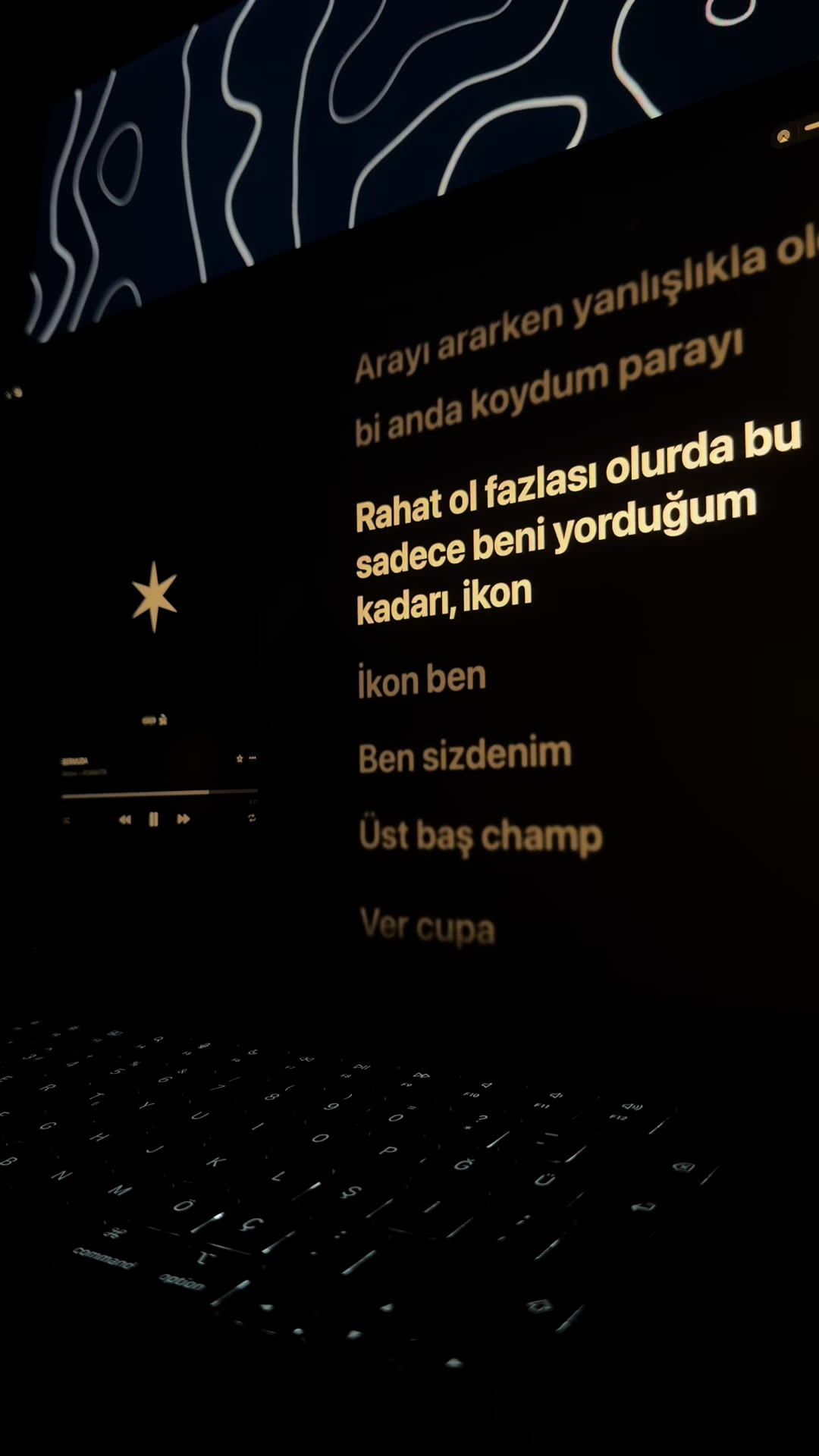 @Şarkı Sözleri