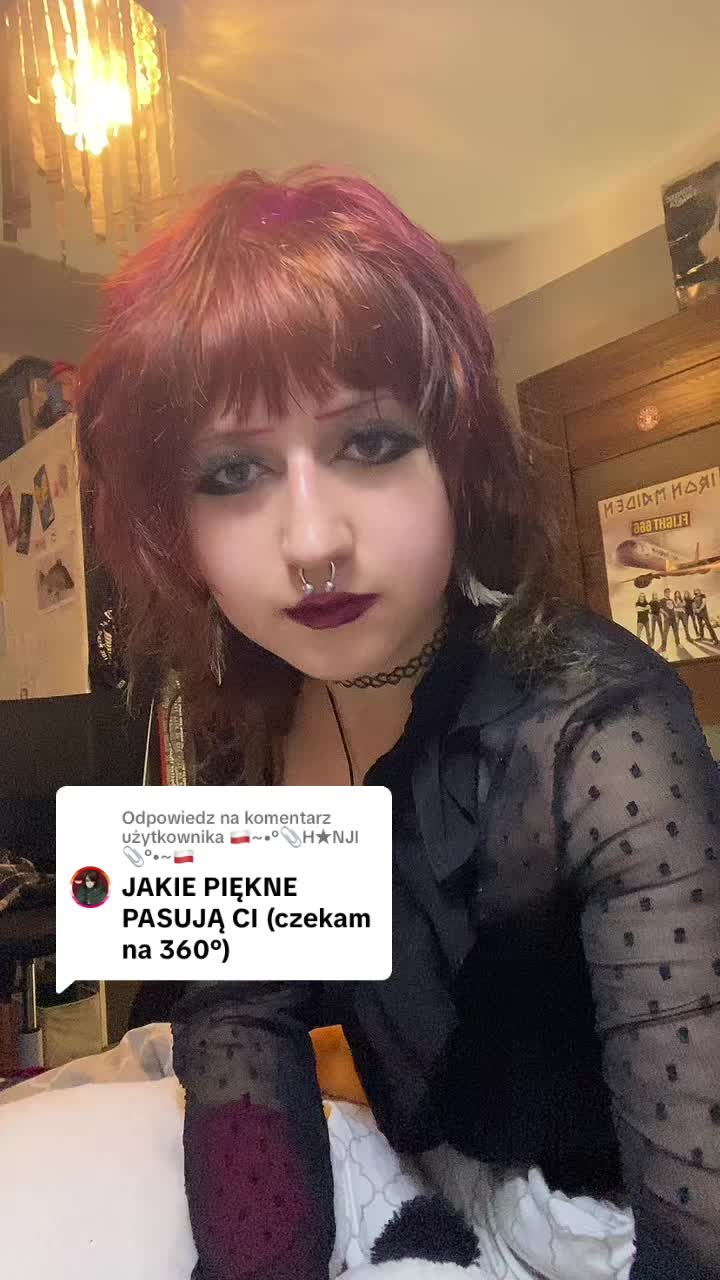 @laura
