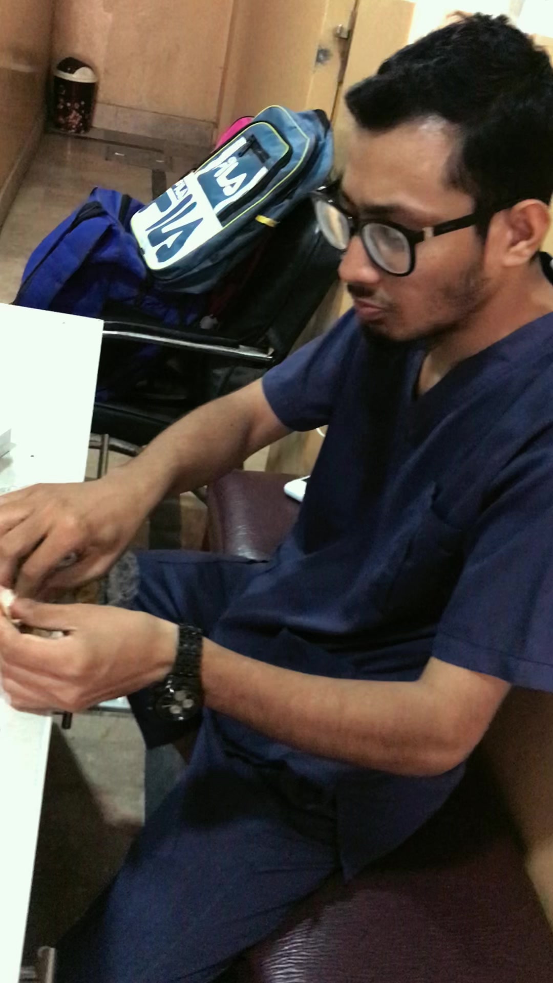 @MR.KhokhaR&rsquo;🤫