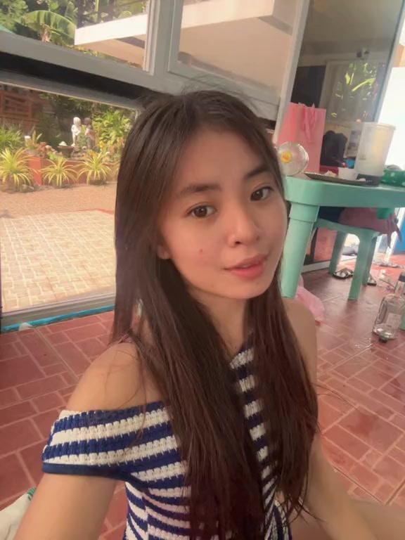 @hindi 'to si ella