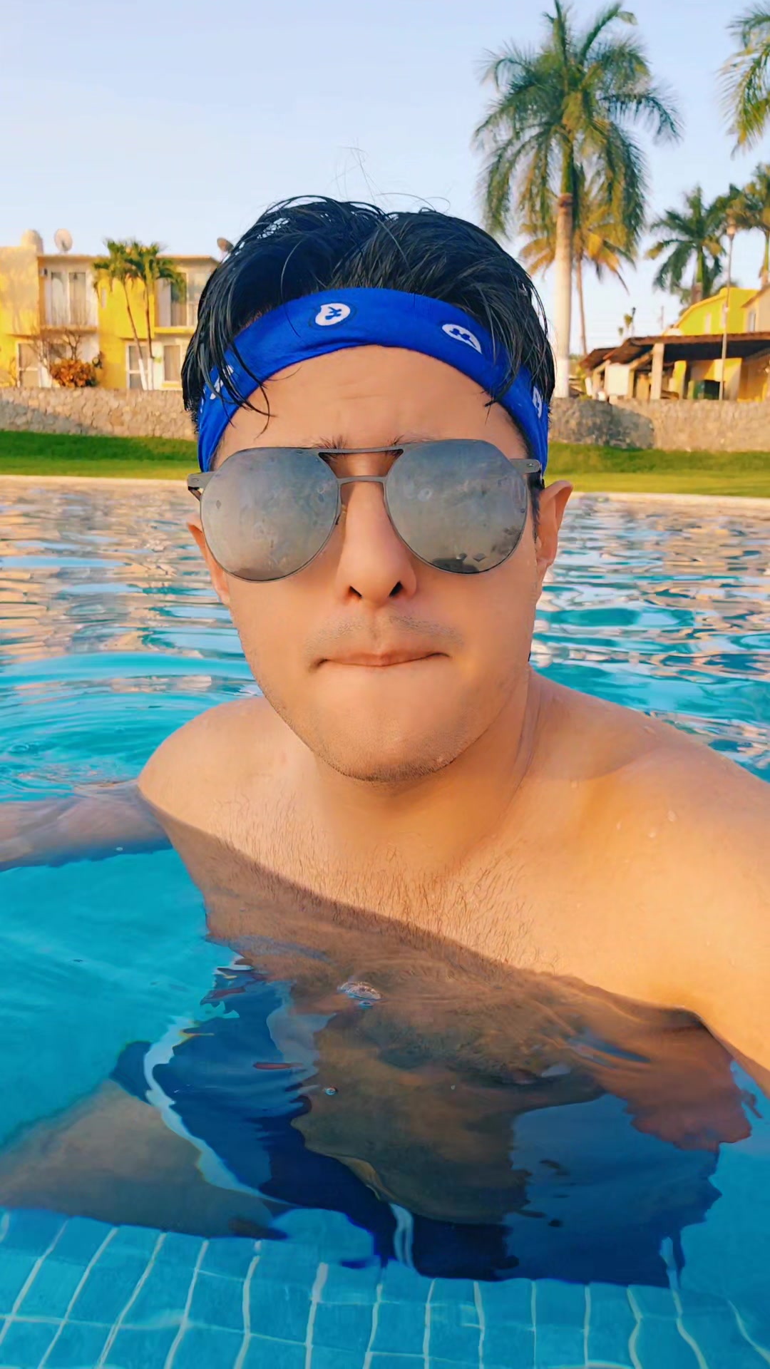 @Armando Gárate