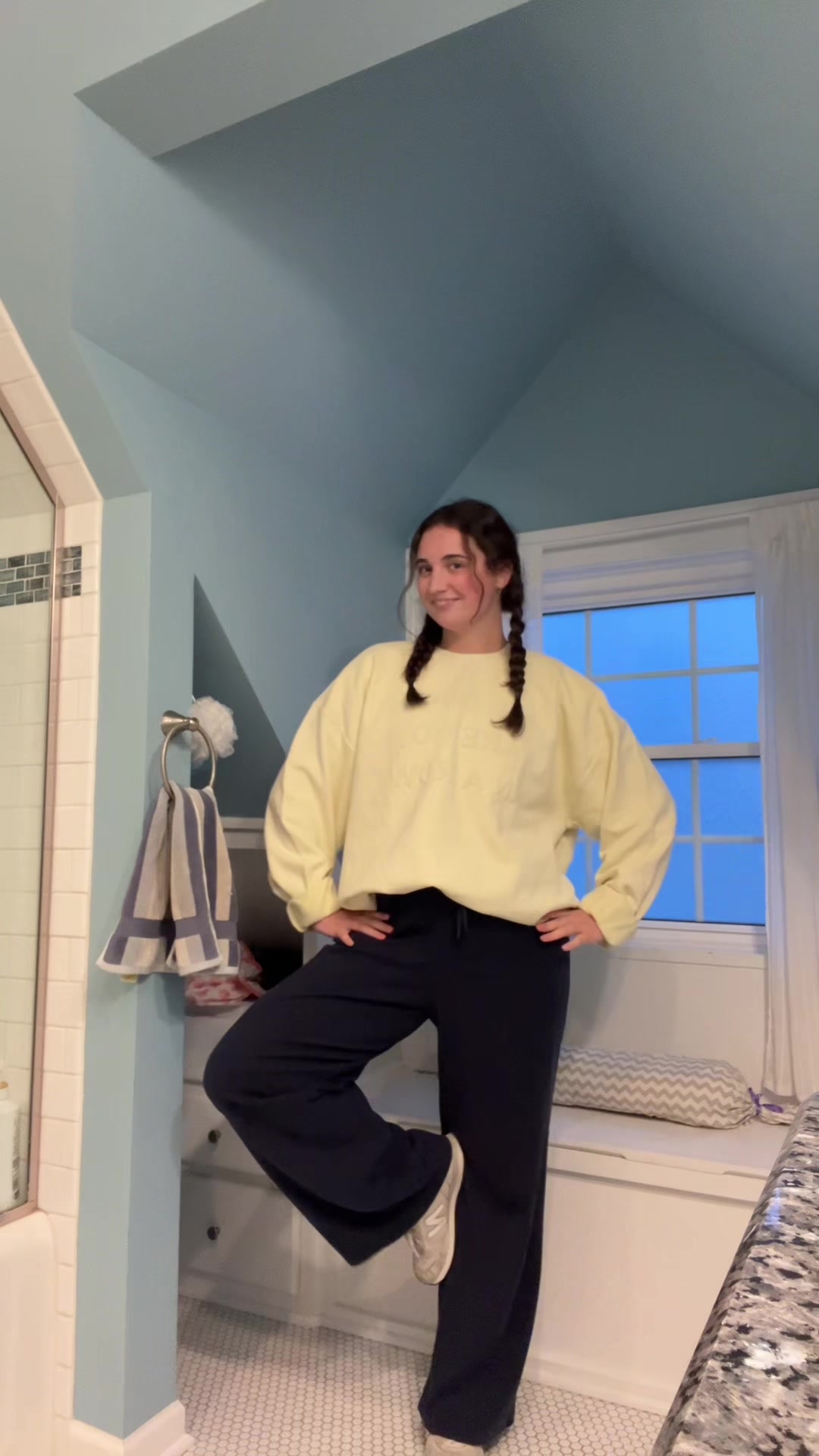 @caroline.klos