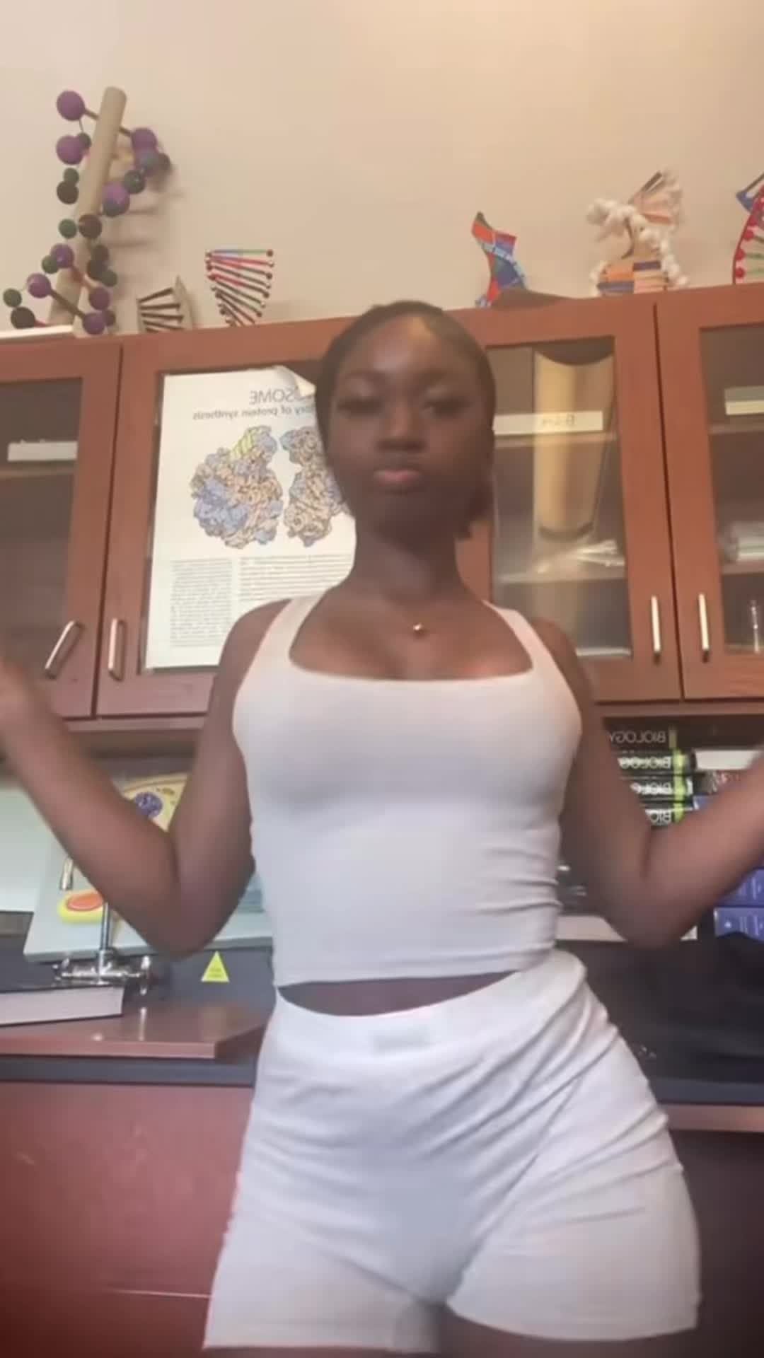 @user13737982098