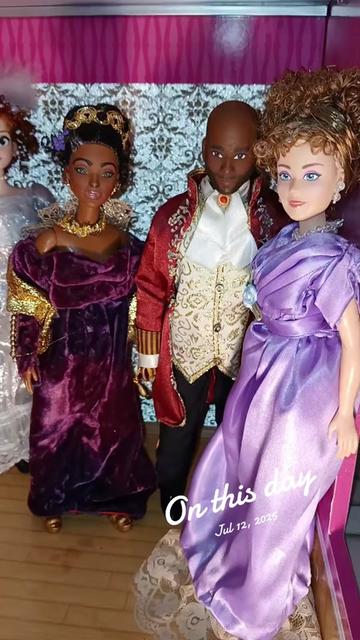 @Bridgerton dolls