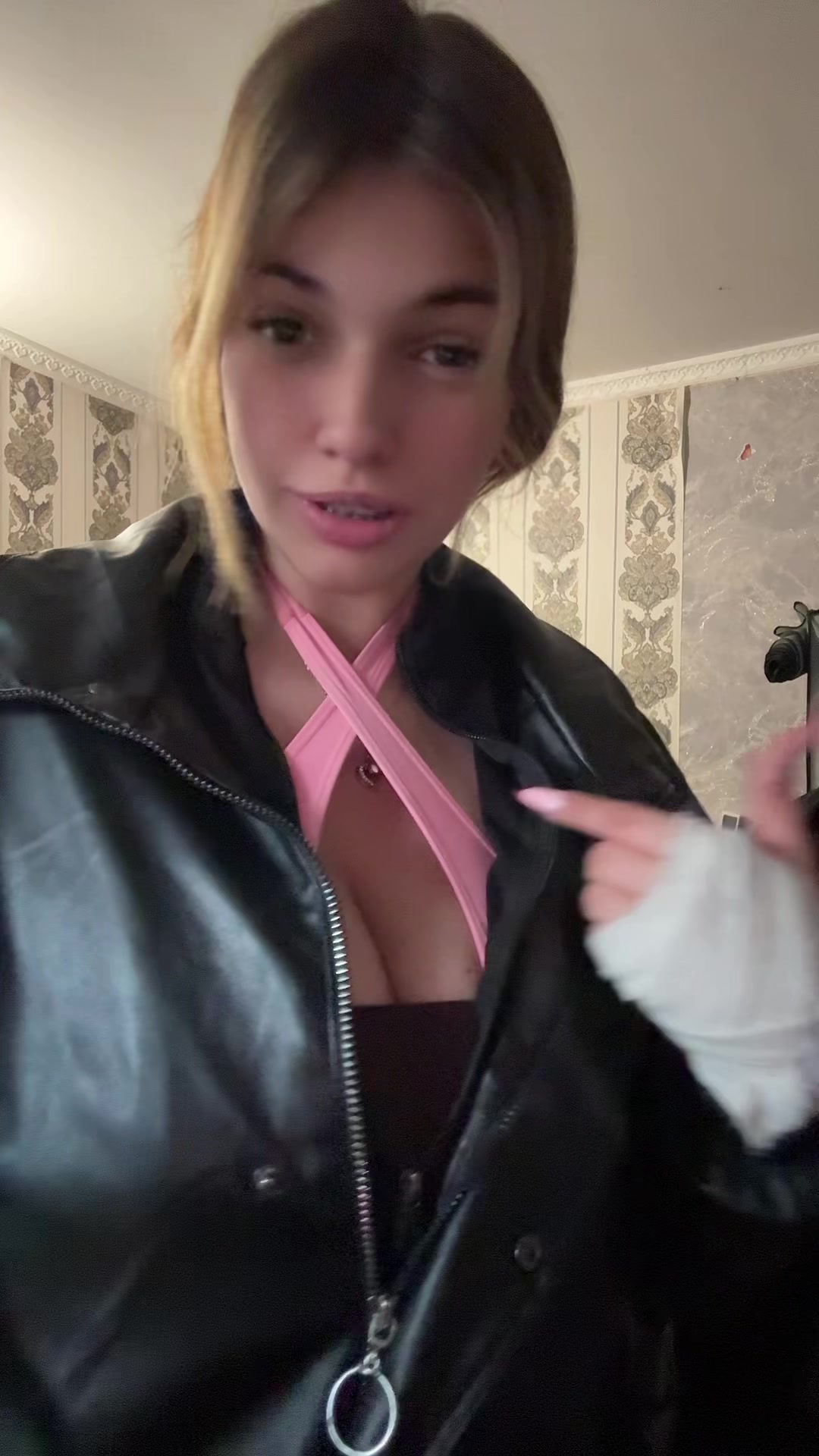 @М💋