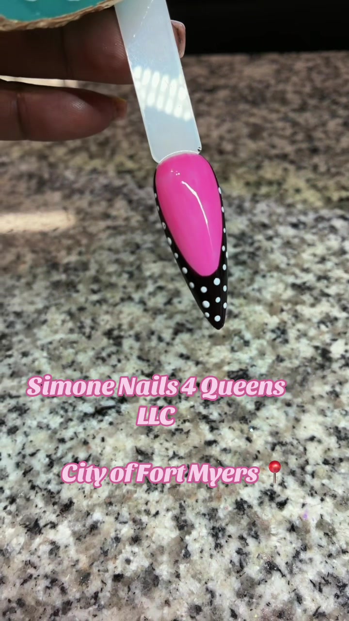 @Simone Nails Shop