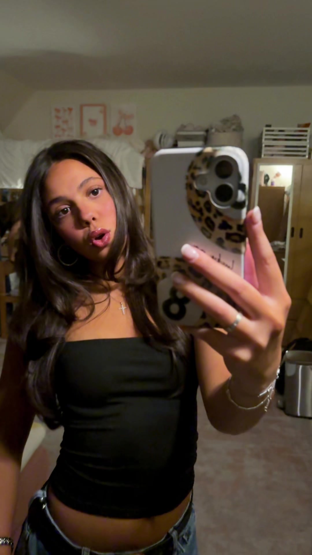 @Isabella