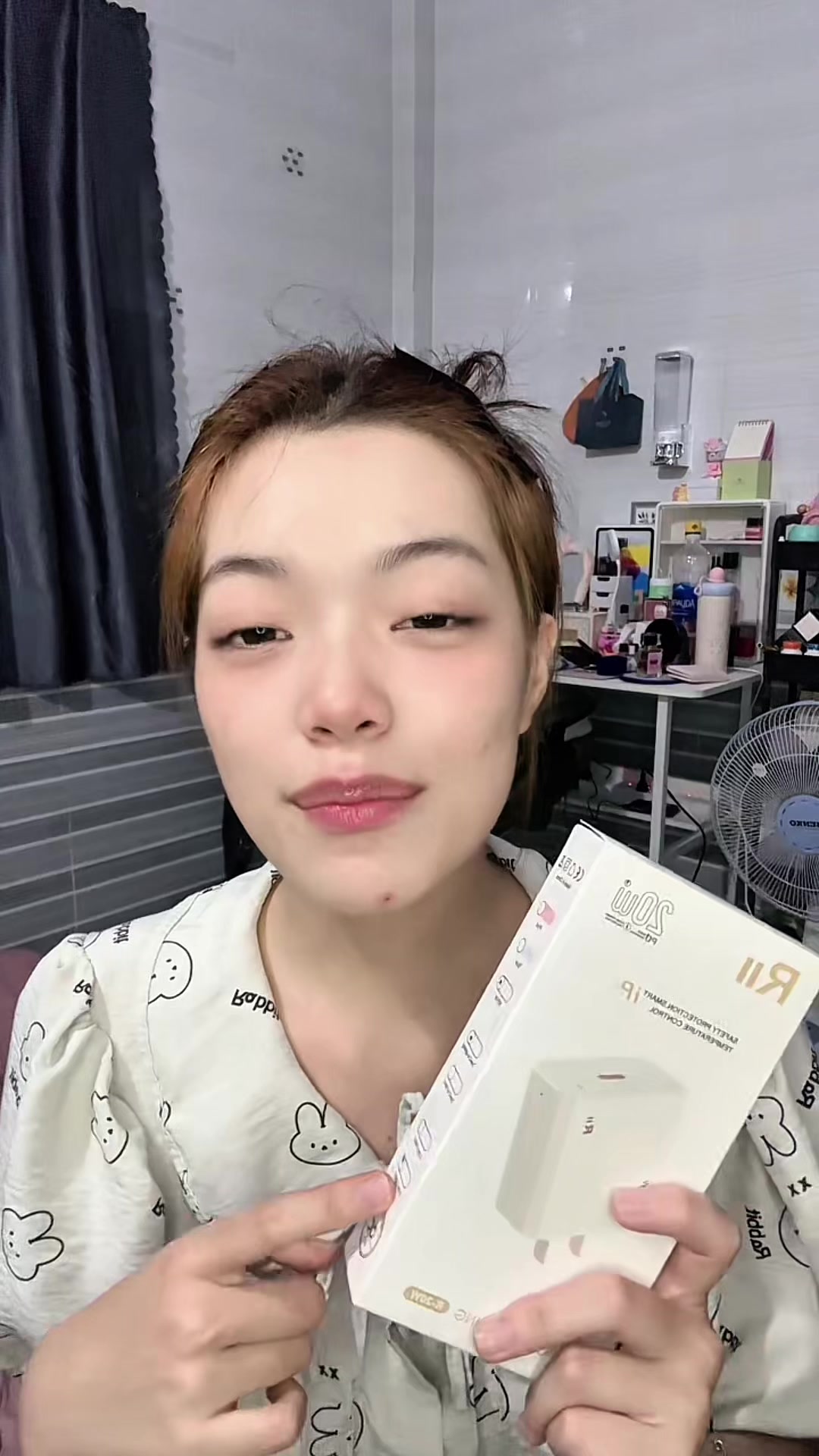@Thi&ecirc;n Hương
