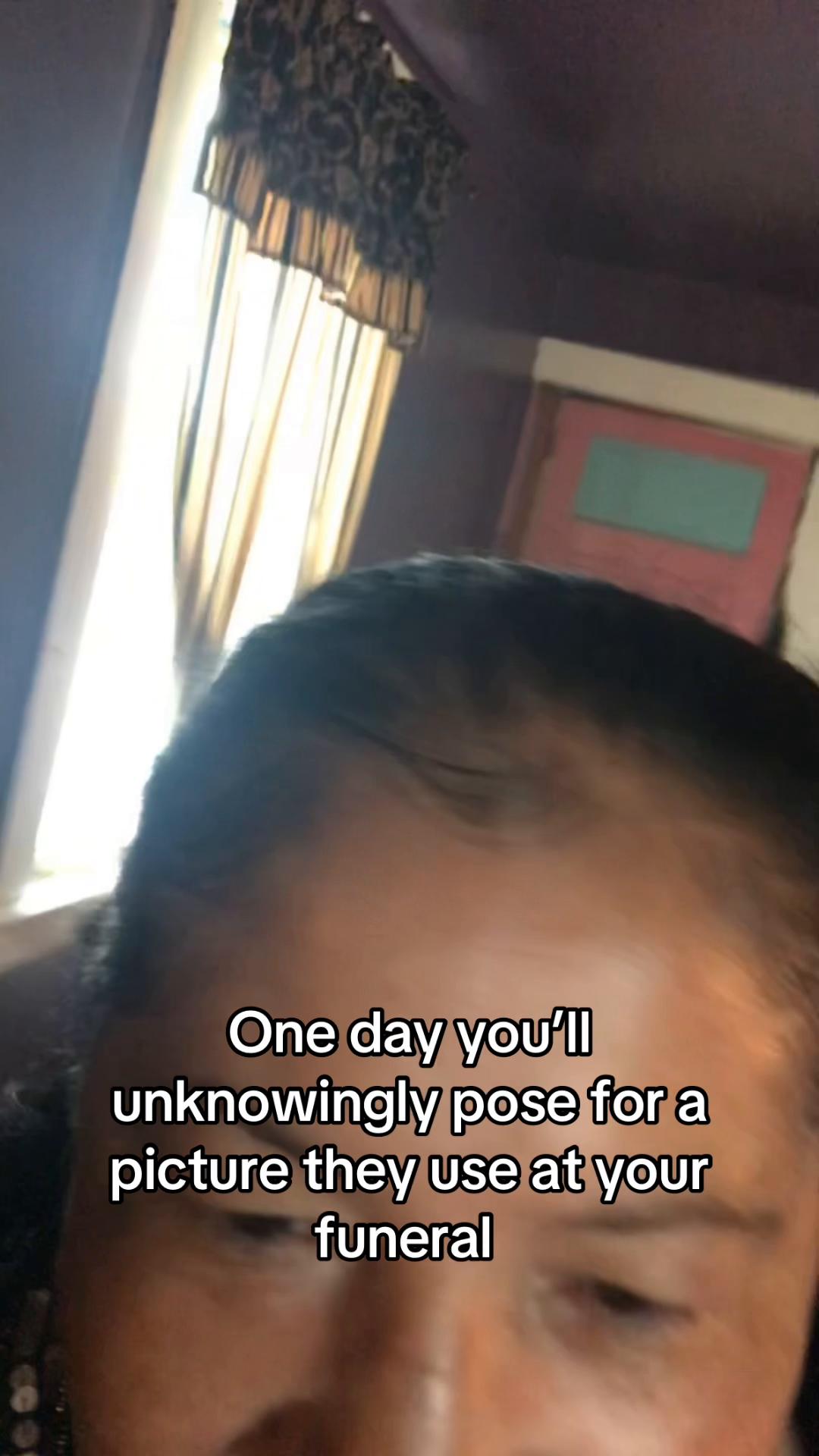 @J. ᥫ᭡