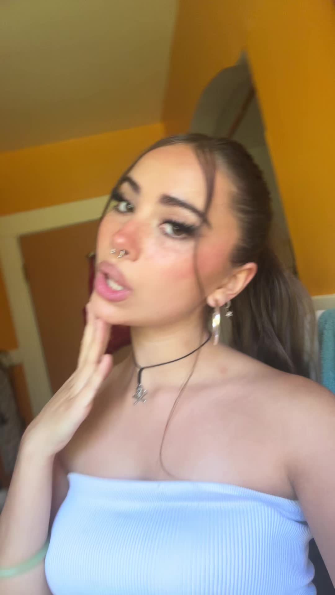 @Eva