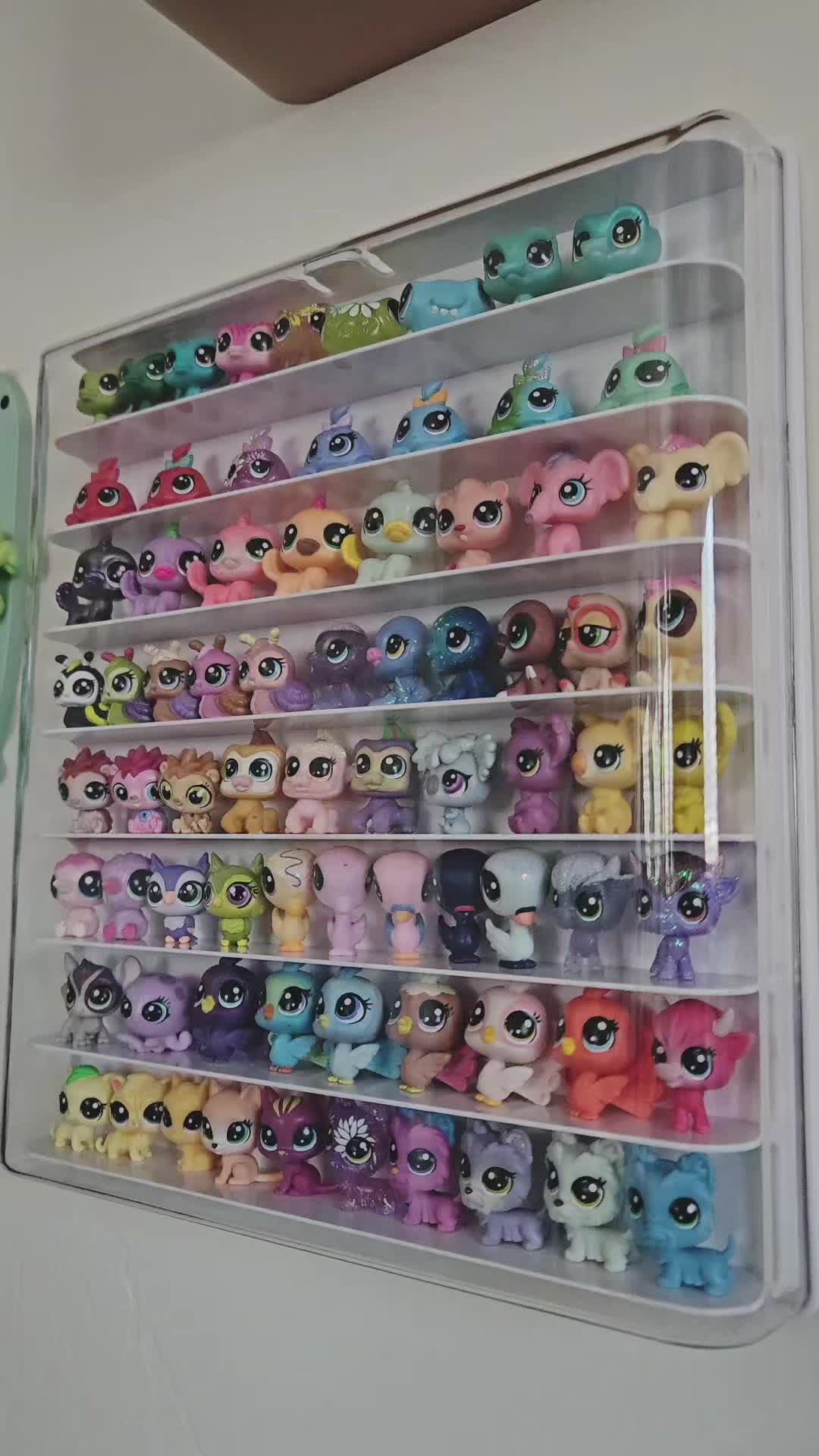 @tchotchkes17
