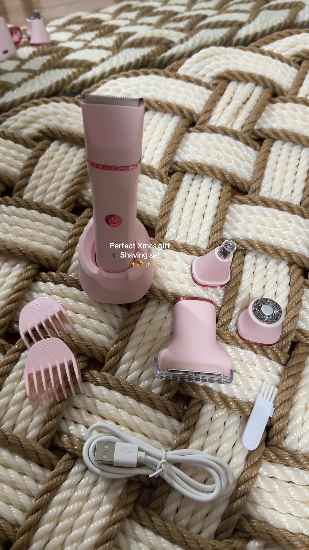 @Bubbles 🫧🧸