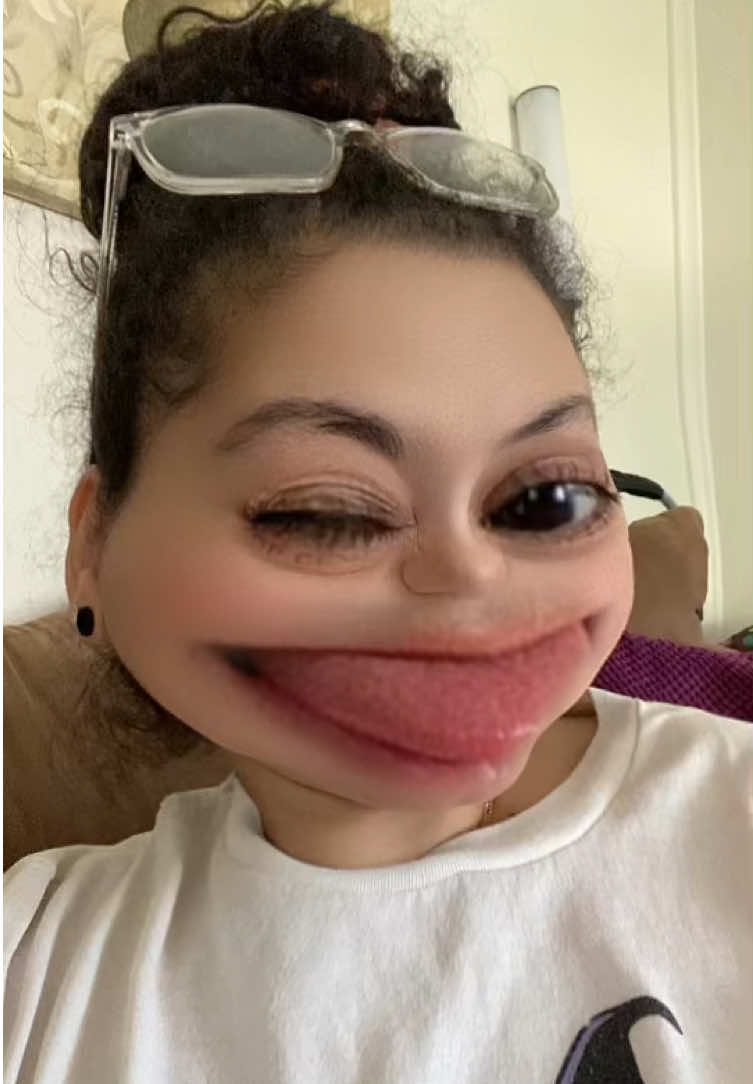 @Lizz Ramos 🇵🇷💜💉🦷
