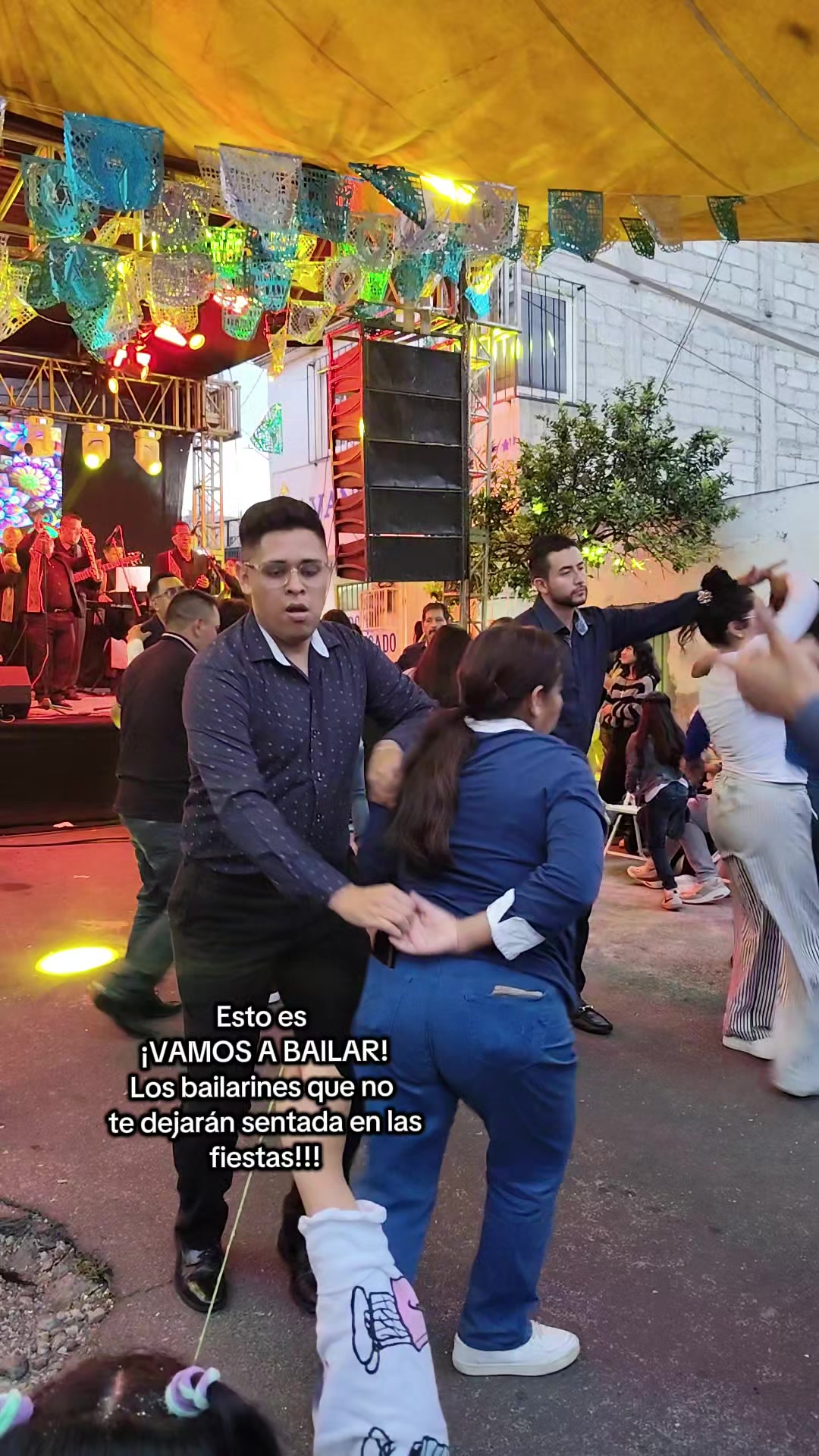 @VAMOS A BAILAR