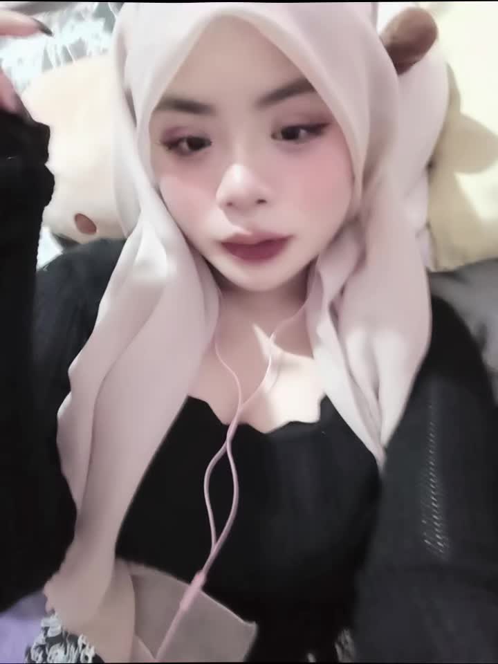@09