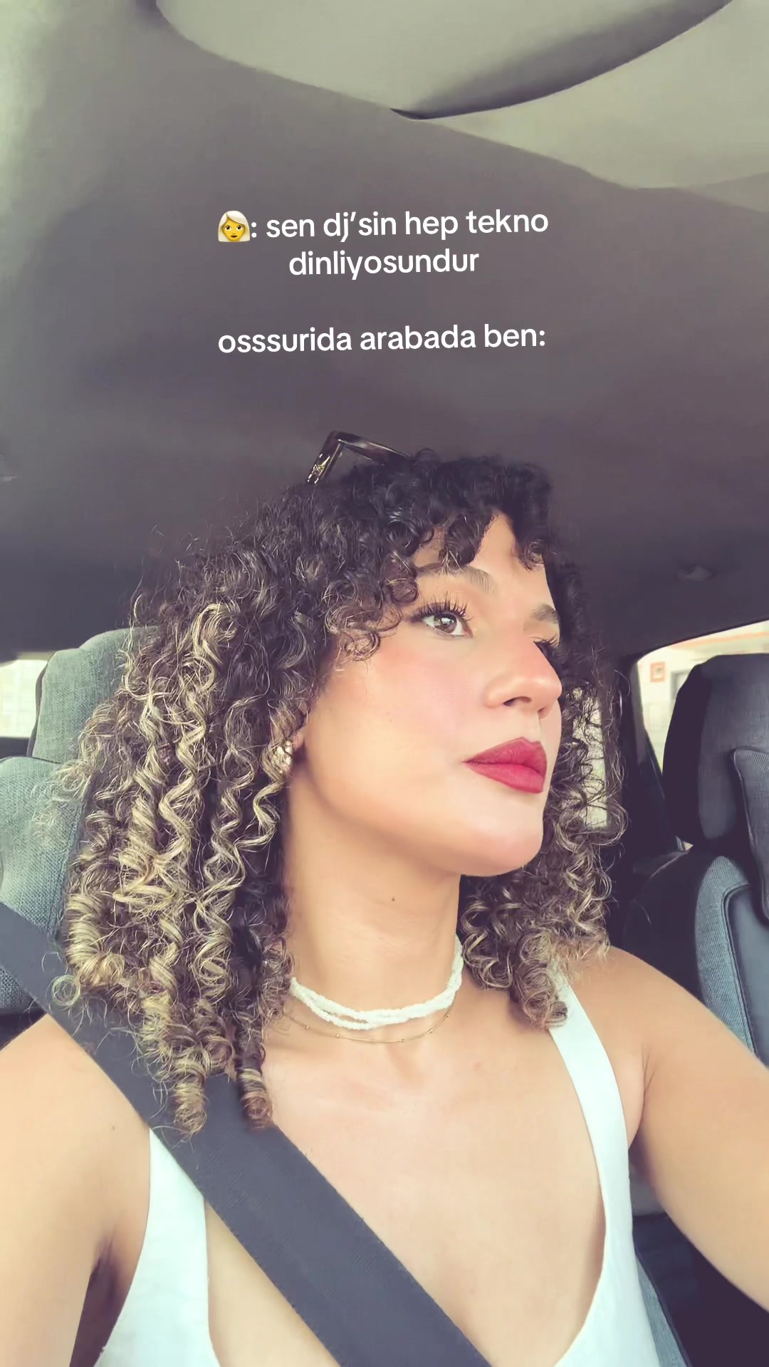 @yariyaniyaren
