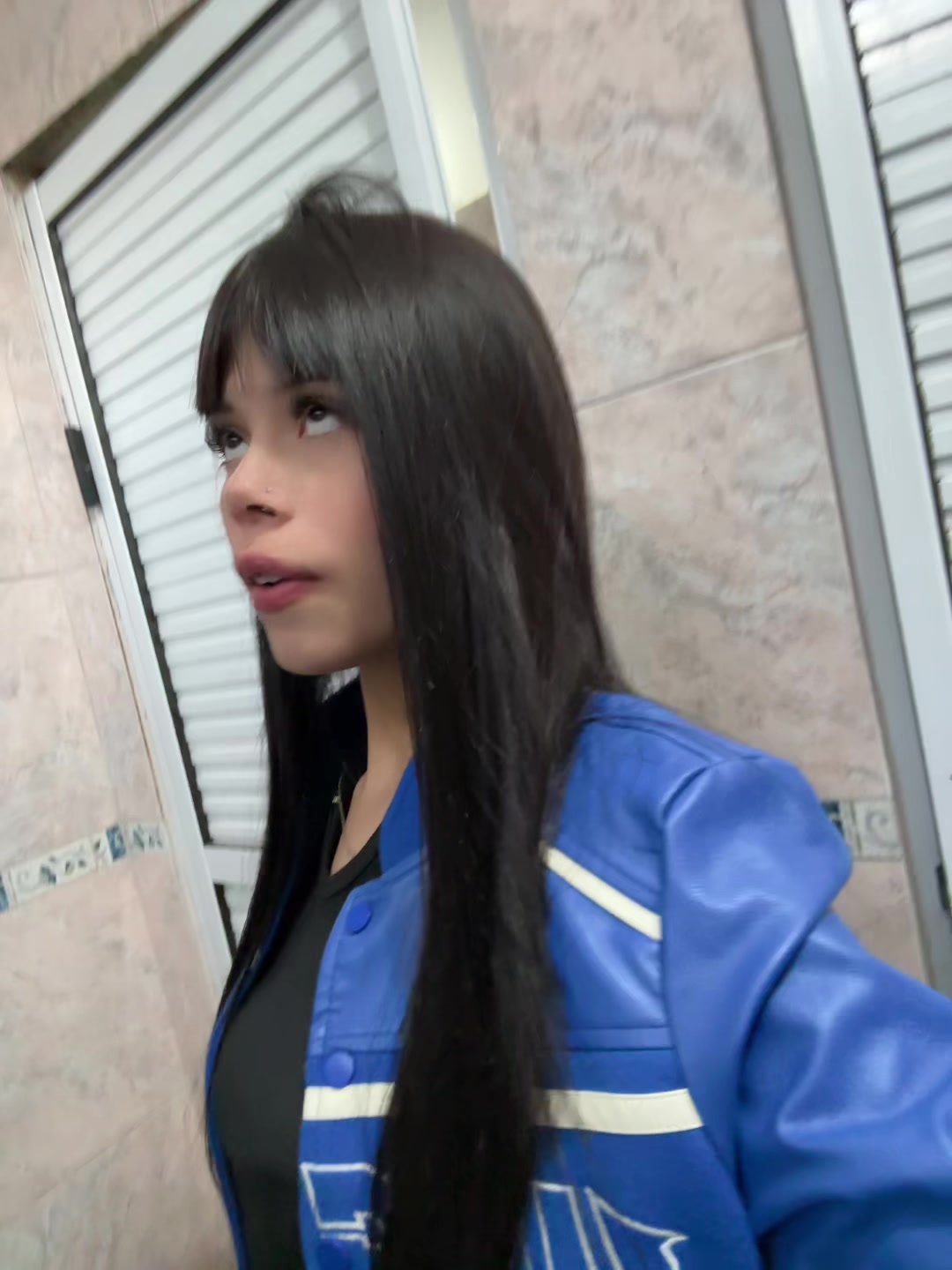 @vaaalll01_
