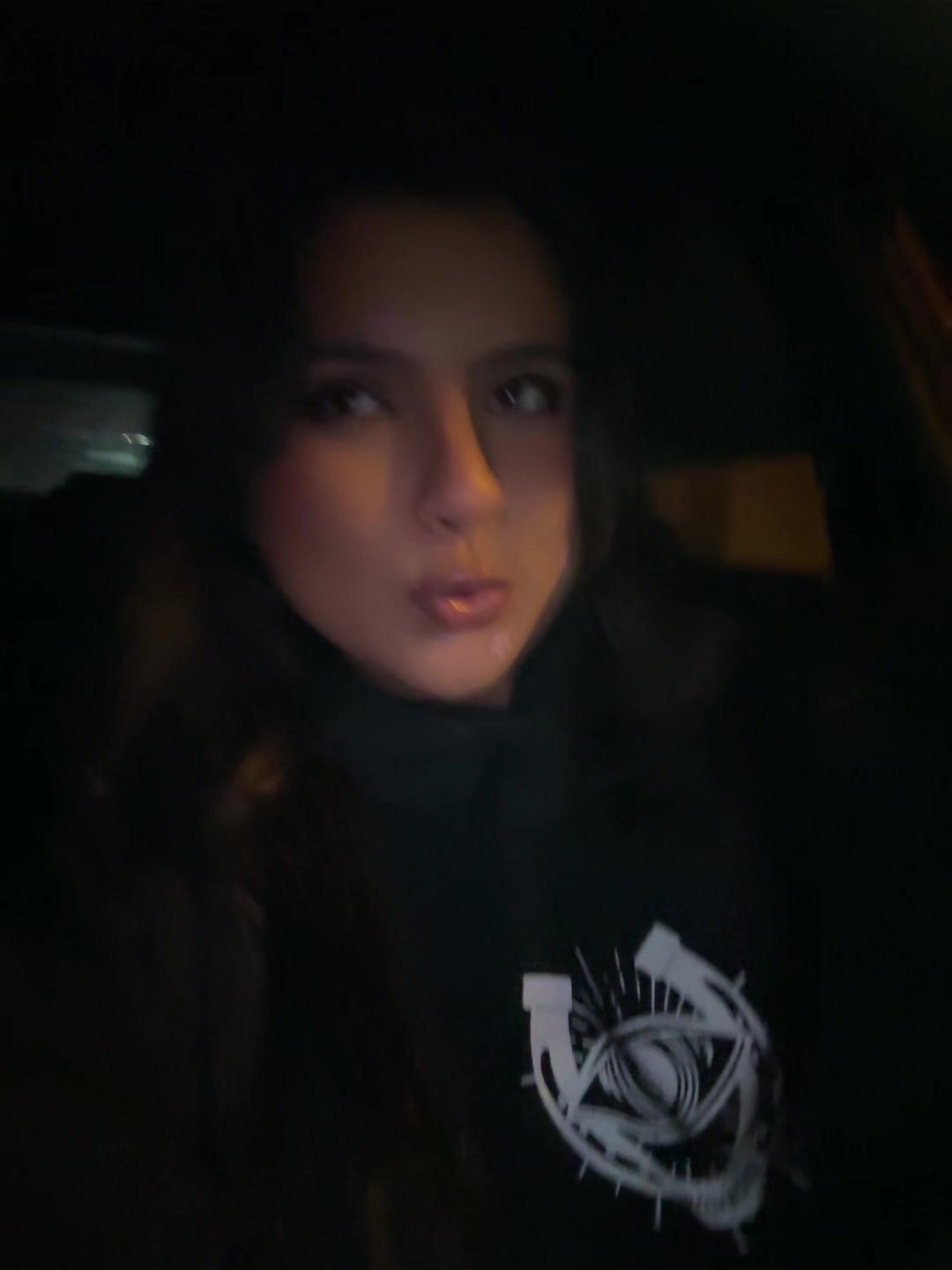 @laura