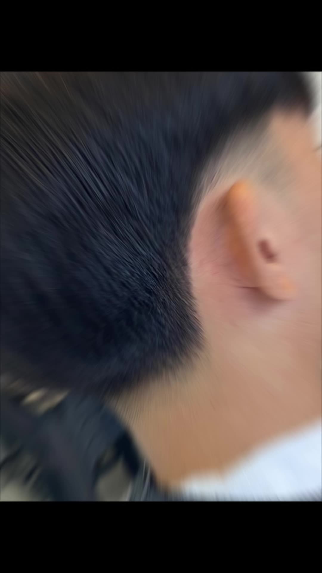 @Lhyka
