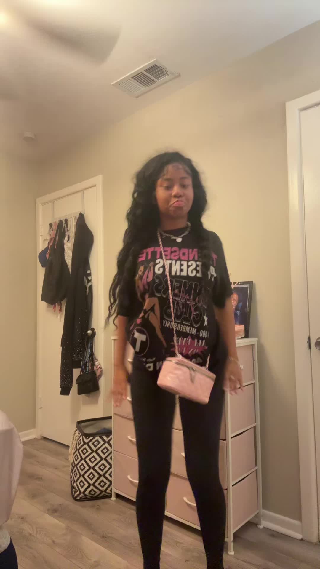 @👻👻