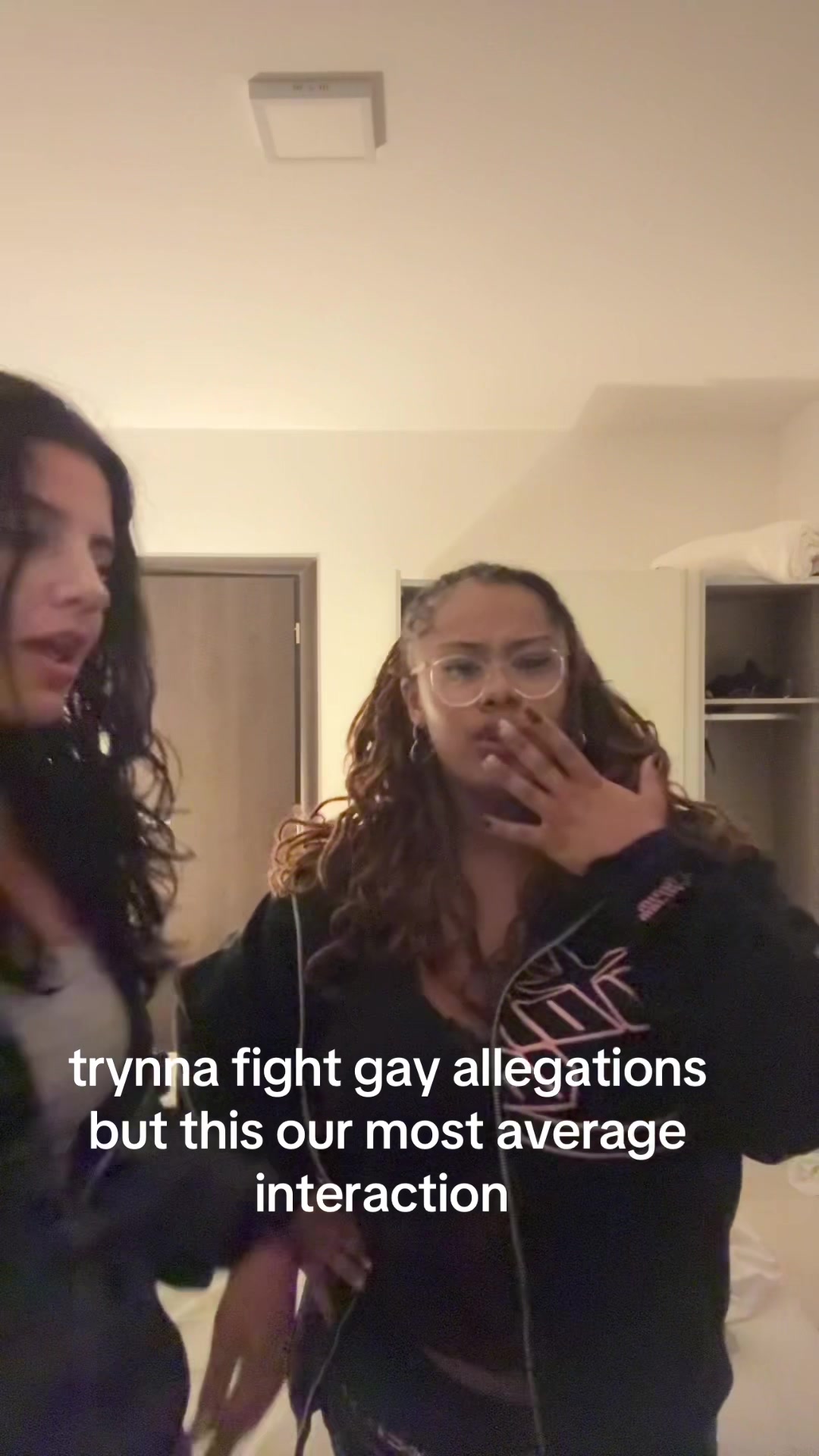 @whoisgabicypas