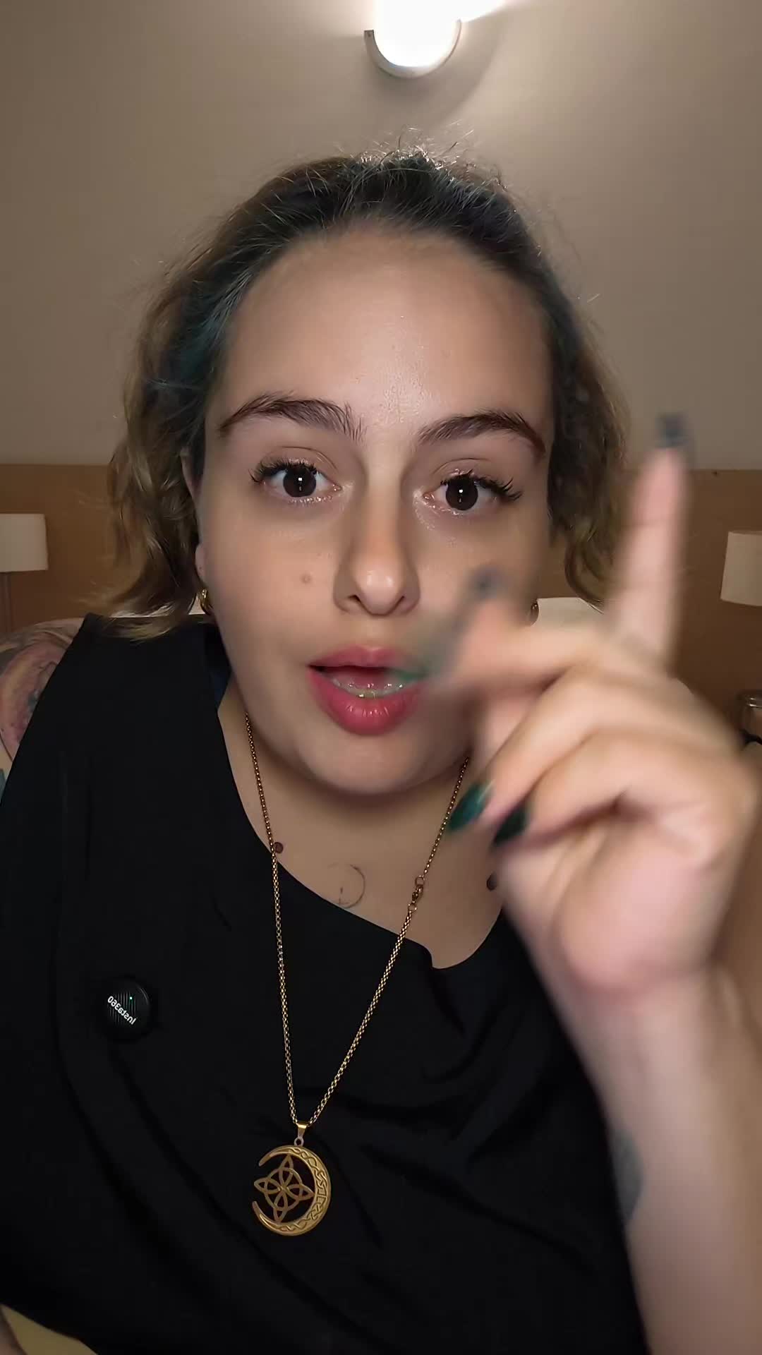 @Elena Benavides