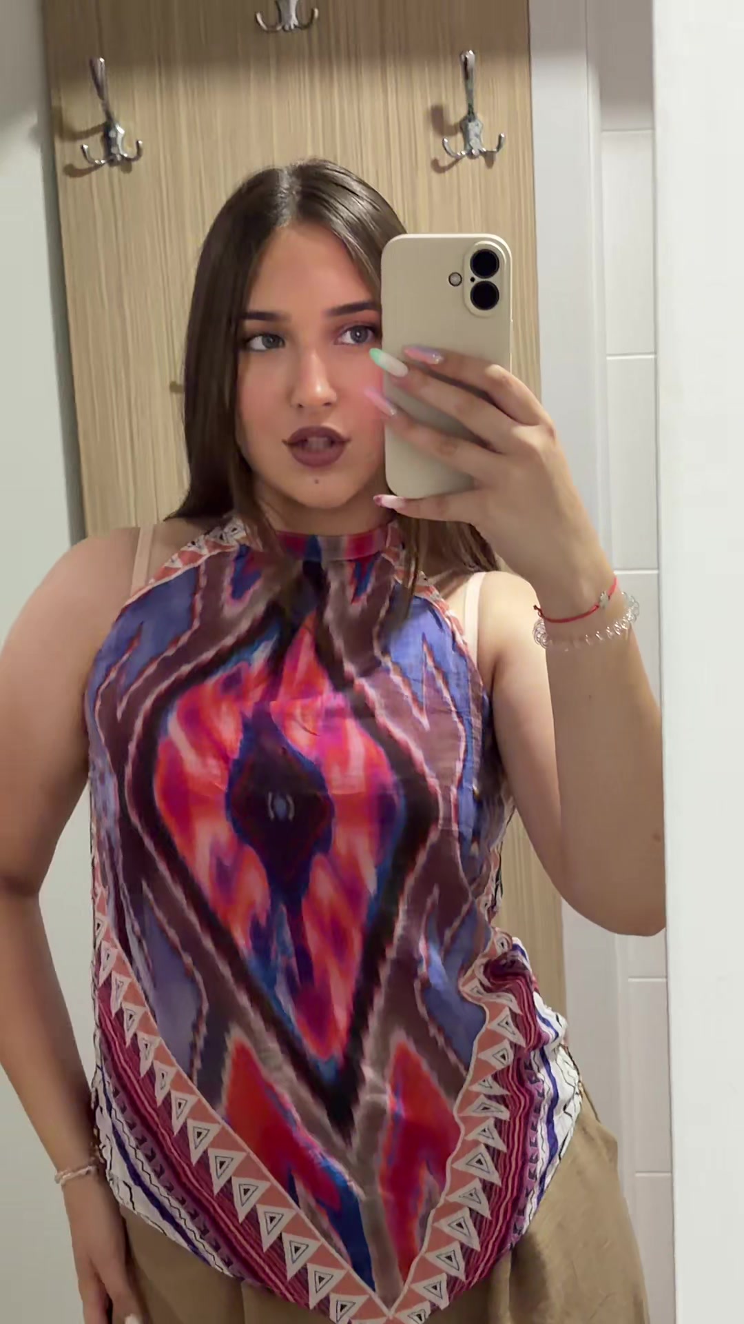 @Ana