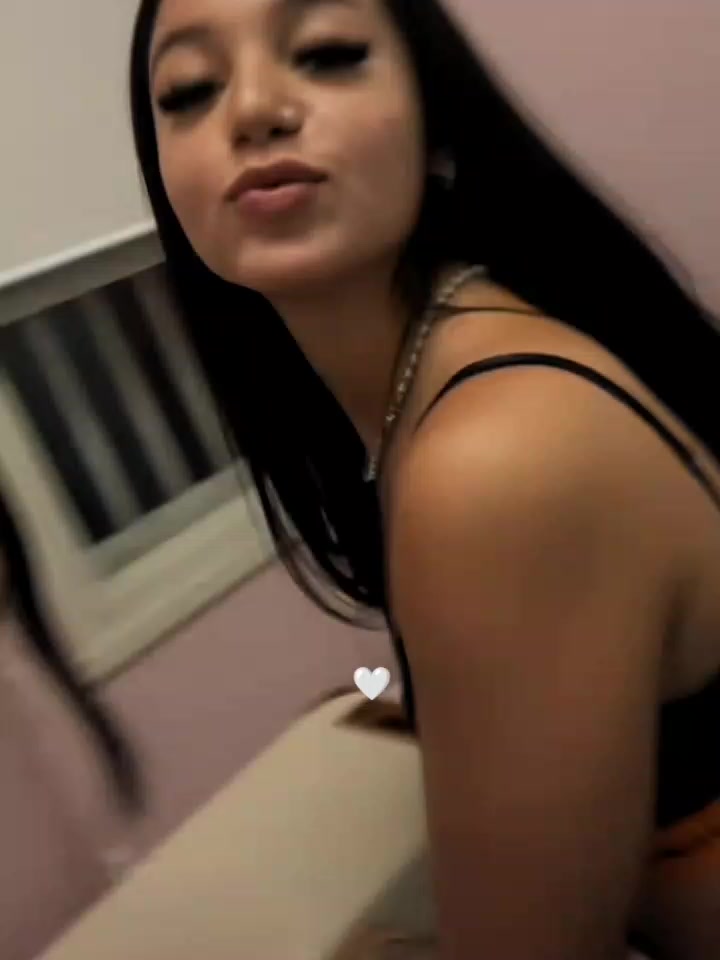 @laraa_Ⓜ️aciel