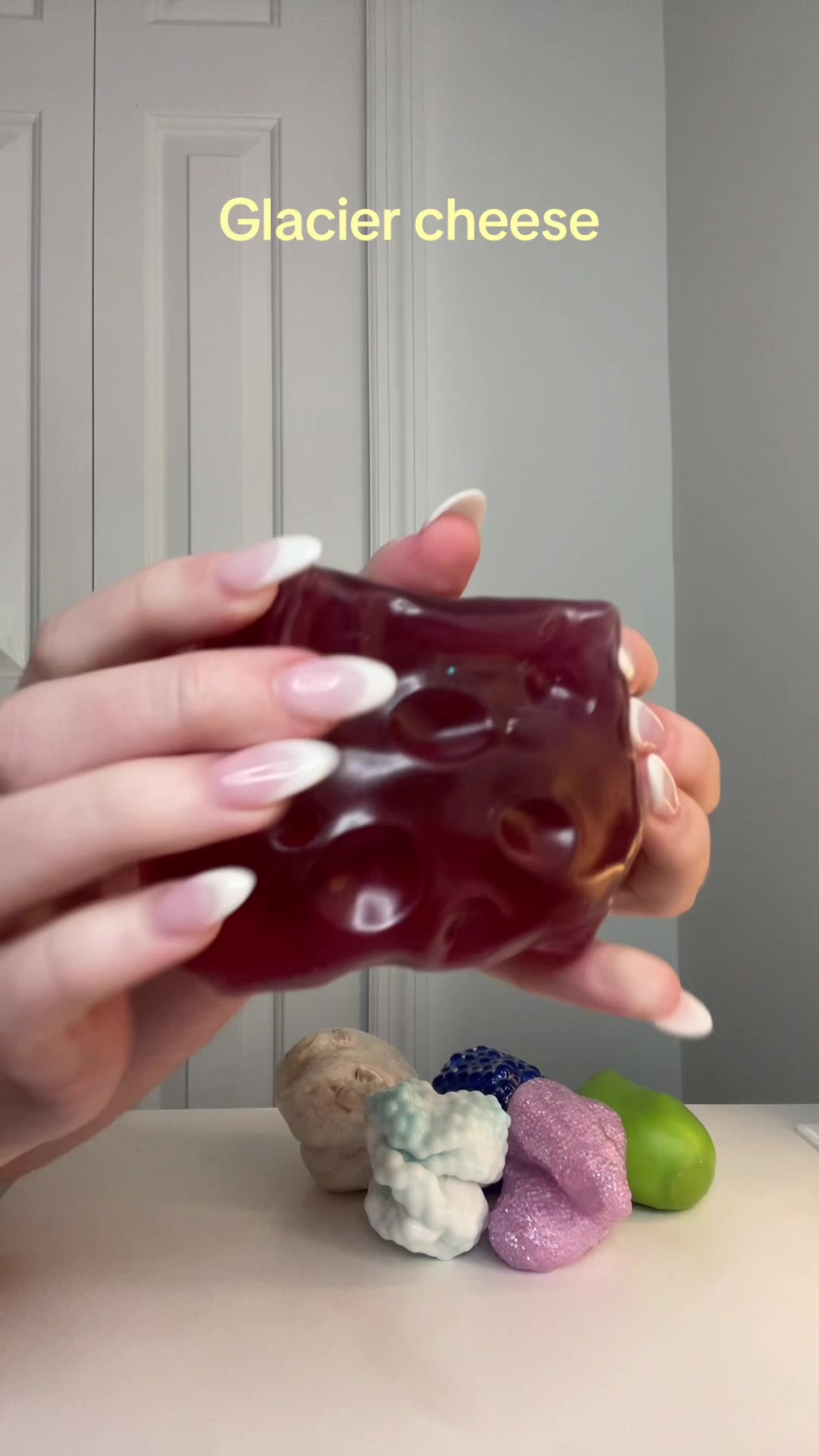 @???