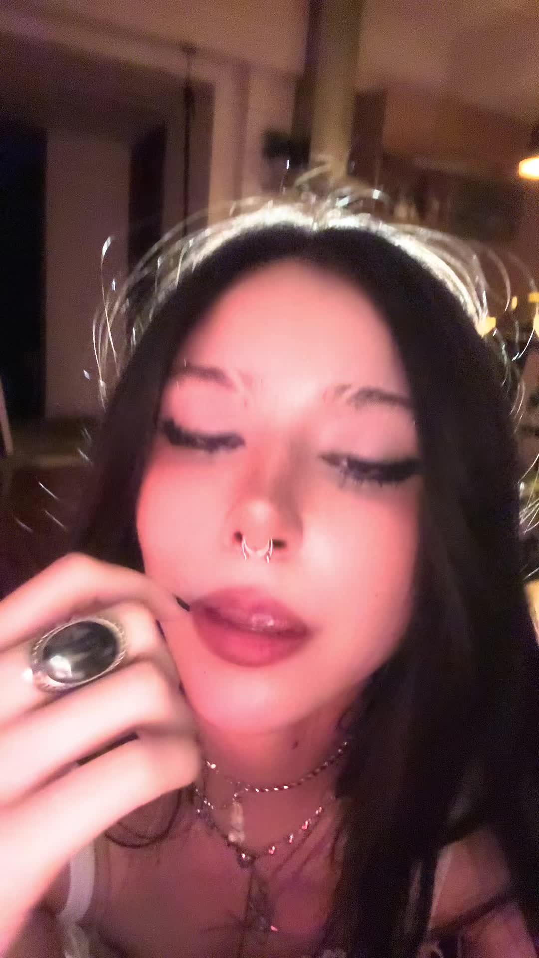 @livvx.jpg